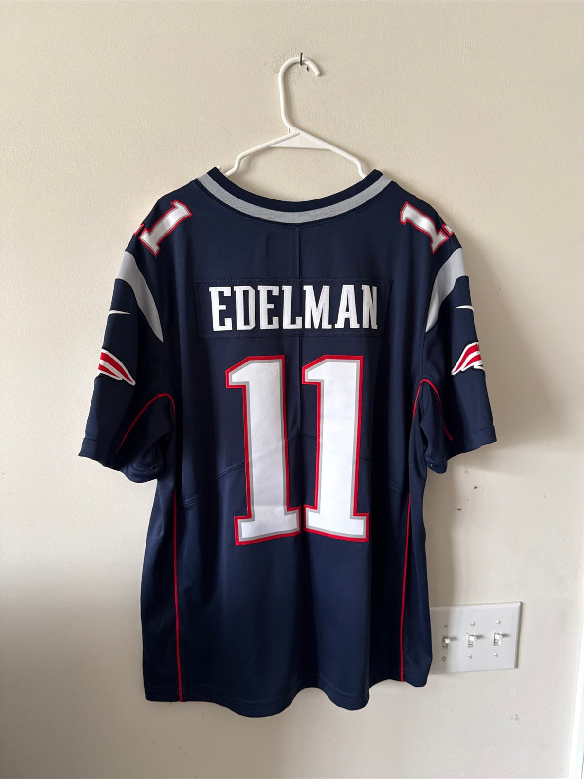 Men's Nike Julian Edelman #11 NE Patriots Vapor Limited NFL Jersey Sz XL - RARE - Kyle’s Football Cards