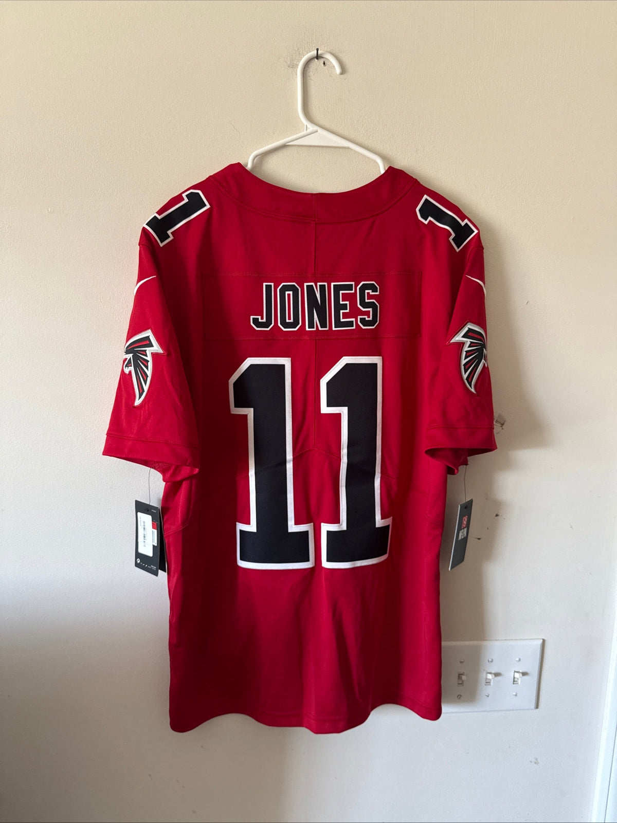 Men's Nike Julio Jones #11 Atlanta Falcons Vapor Lmtd NFL Jersey Sz L - NWT RARE - Kyle’s Football Cards