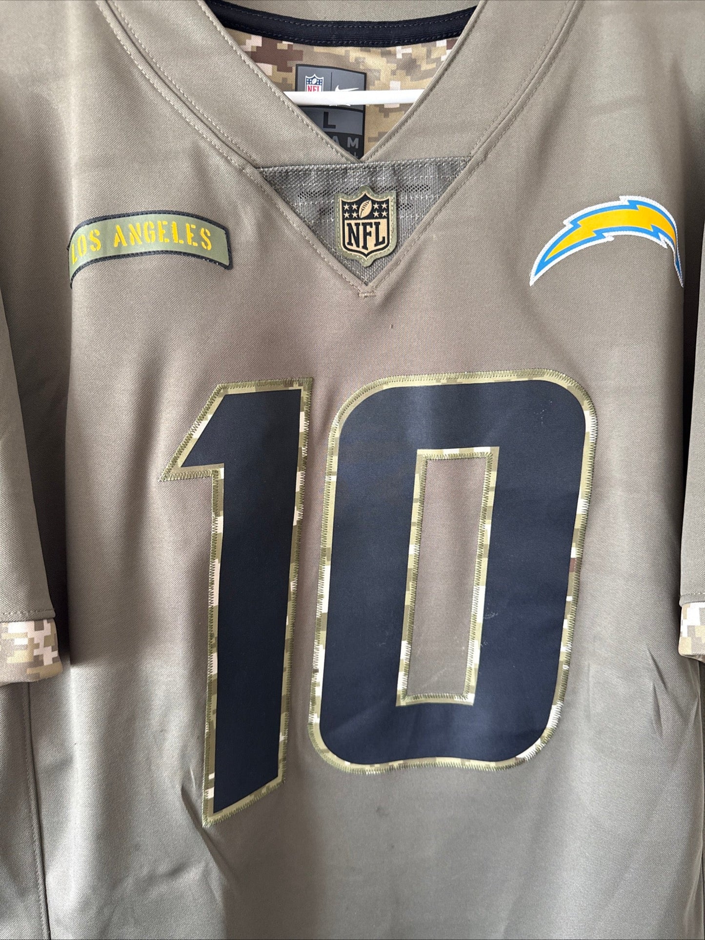 Men's Nike Justin Herbert 10 LA Chargers Salute To Service Lmtd Jersey Sz L - Kyle’s Football Cards