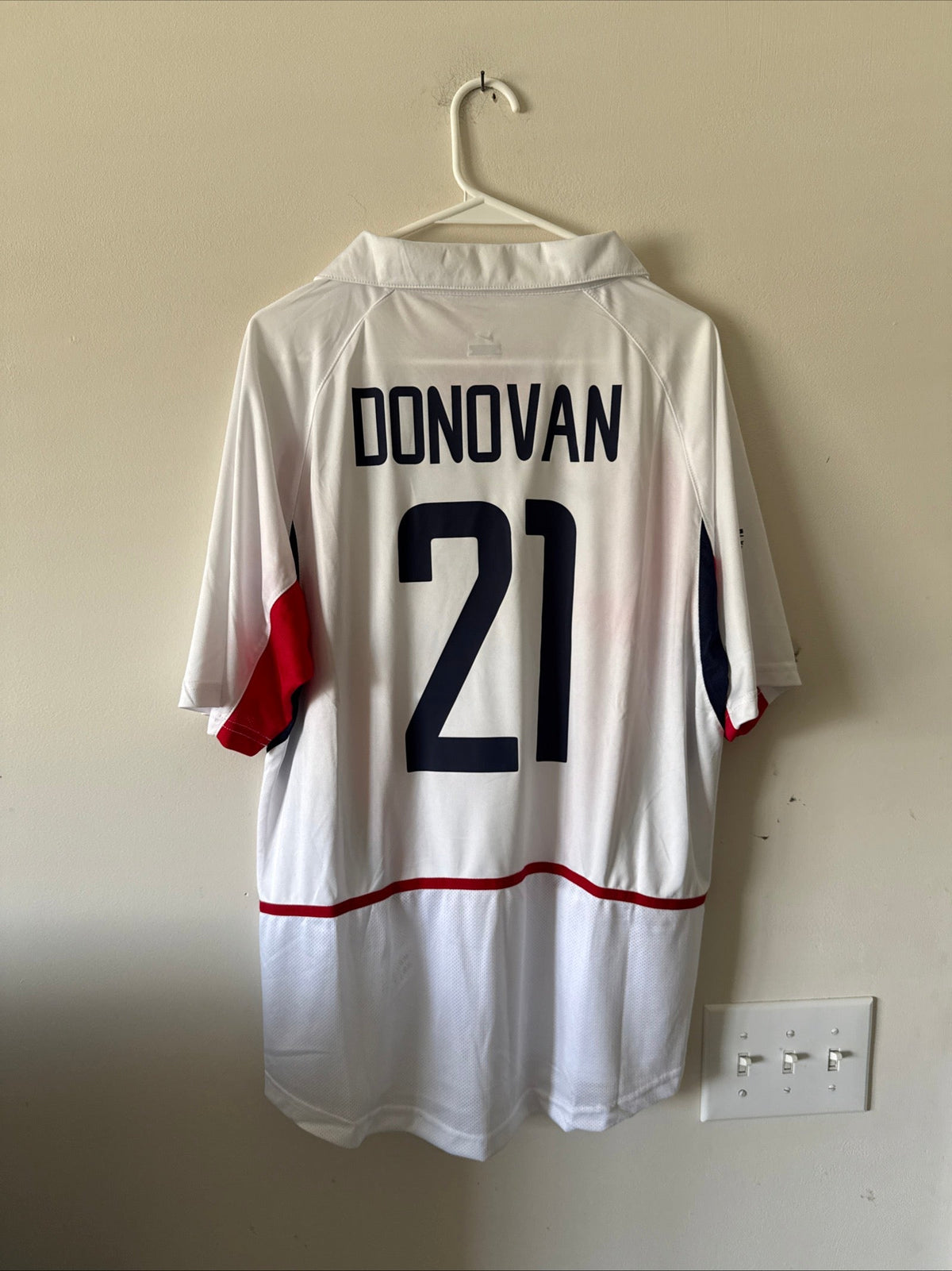 Men’s Nike Landon Donovan 21 USMNT 2002 World Cup Home Jersey Sz XL - NWT RARE - Kyle’s Football Cards