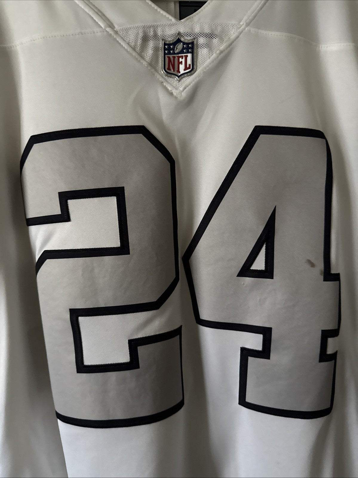 Men’s Nike Marshawn Lynch #24 Oakland Raiders Vapor Lmtd NFL Jersey Sz M - RARE - Kyle’s Football Cards