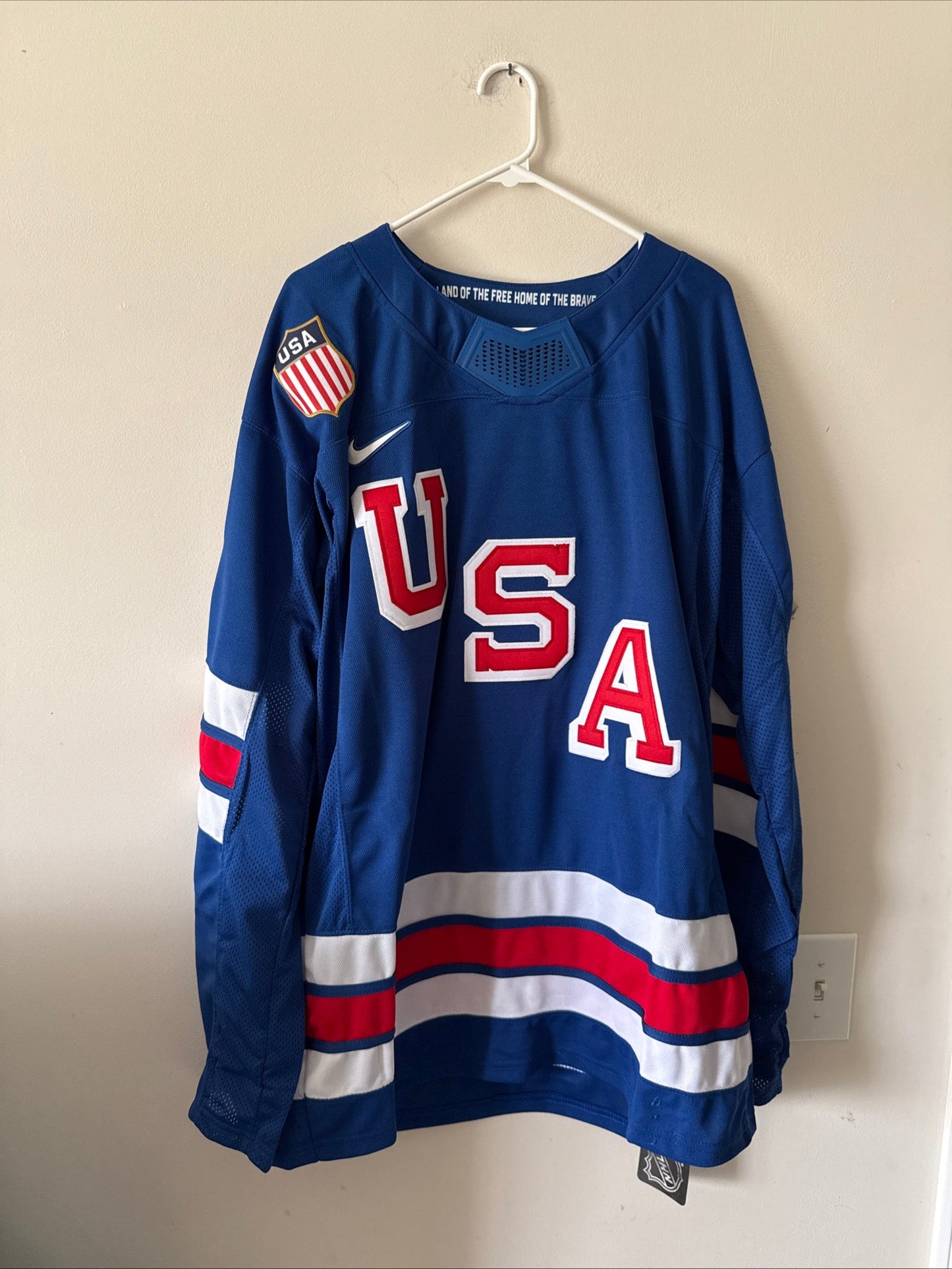 Men’s Nike Matthew Tkachuk 19 Team USA Hockey 2026 Olympics Jersey XL RARE NWT - Kyle’s Football Cards