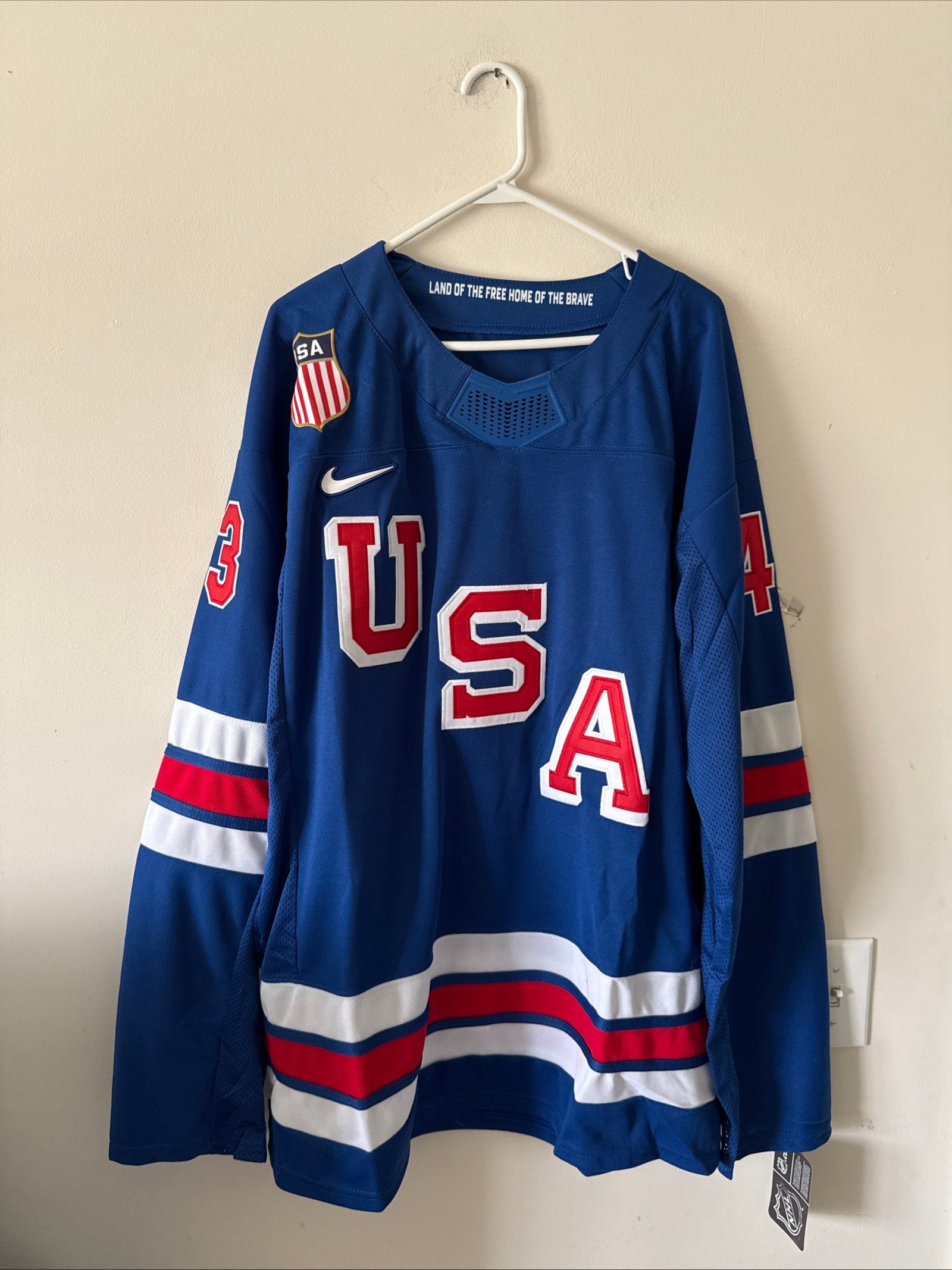 Men’s Nike Quinn Hughes 43 Team USA Hockey 2026 Olmypics Jersey Sz 2XL NWT RARE - Kyle’s Football Cards