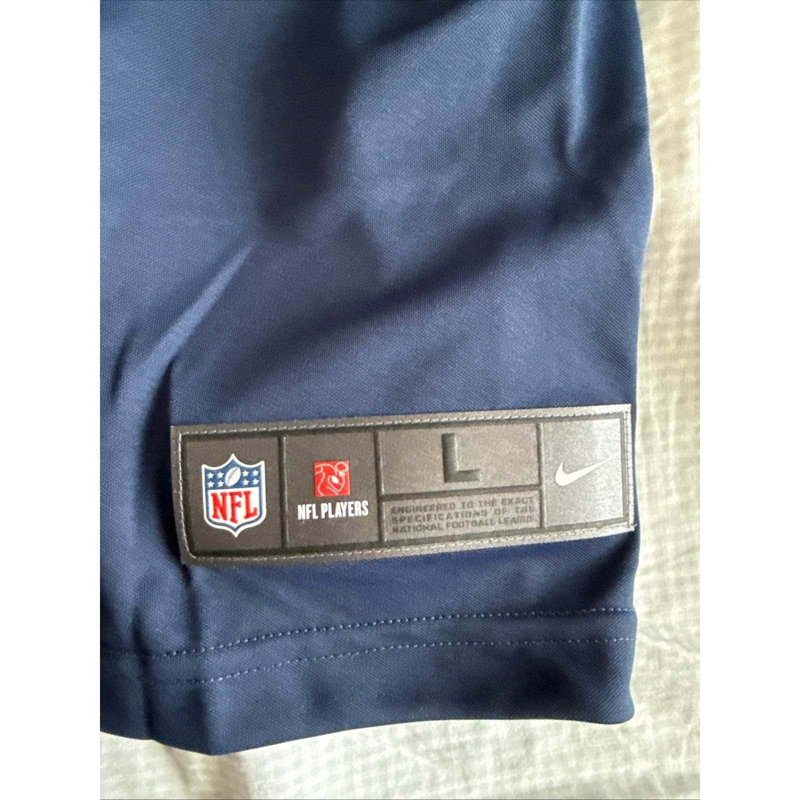 Men’s Nike Russell Wilson Seattle Seahawks Vapor Lmtd Captain Jersey Sz L - NWT - Kyle’s Football Cards