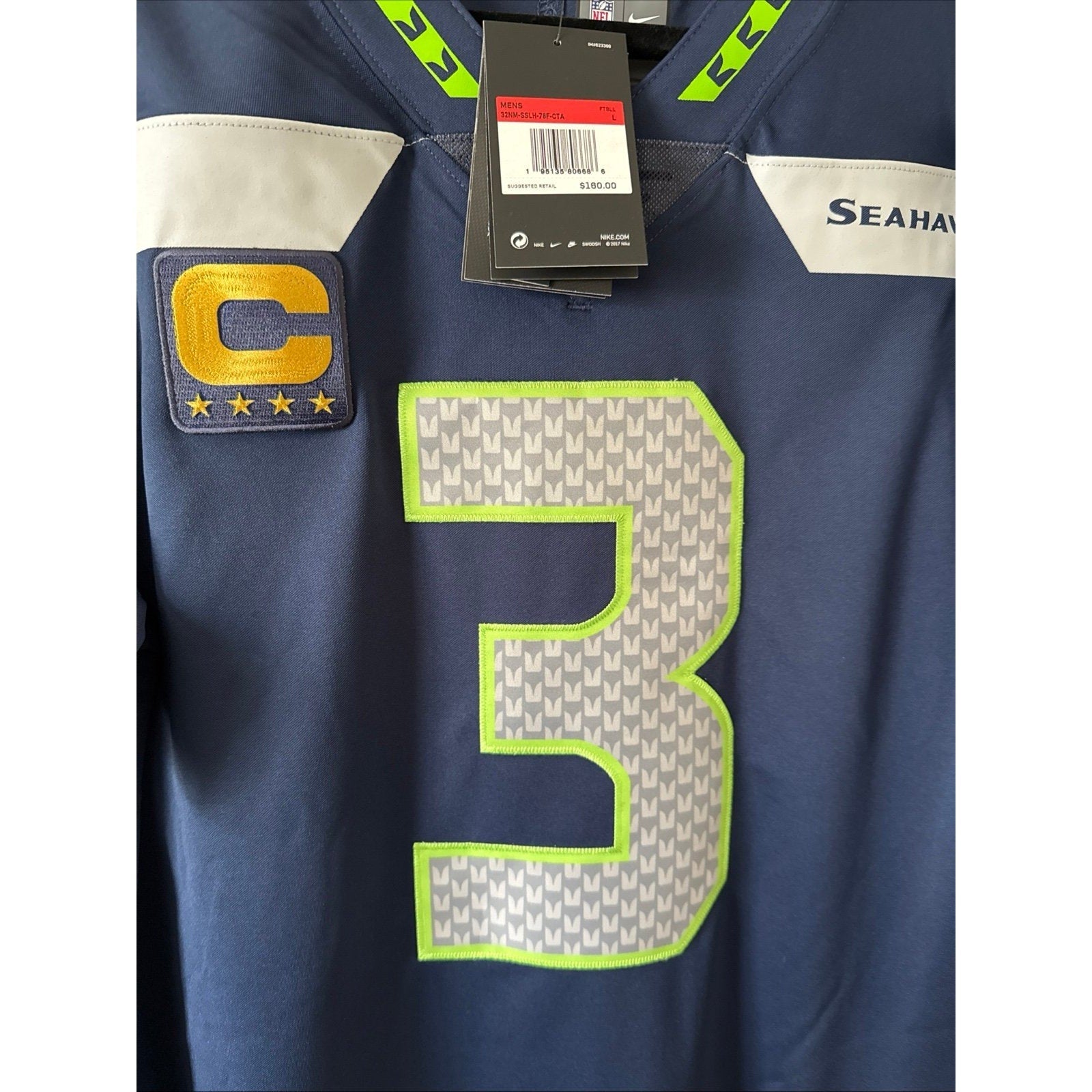 Men’s Nike Russell Wilson Seattle Seahawks Vapor Lmtd Captain Jersey Sz L - NWT - Kyle’s Football Cards