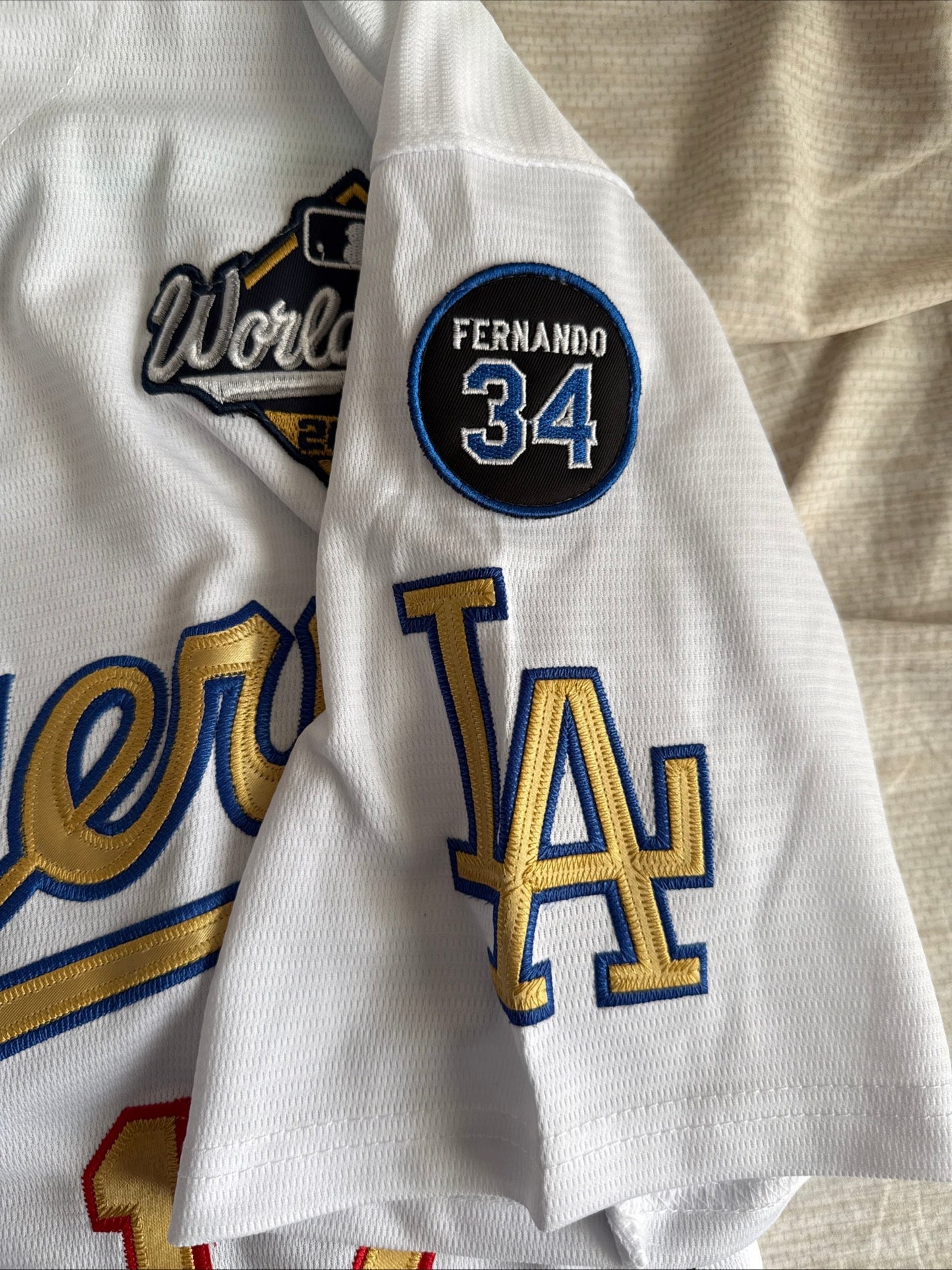 Men’s Nike Shohei Ohtani 17 LA Dodgers 2025 Gold Collection Limited Jersey Sz L - Kyle’s Football Cards