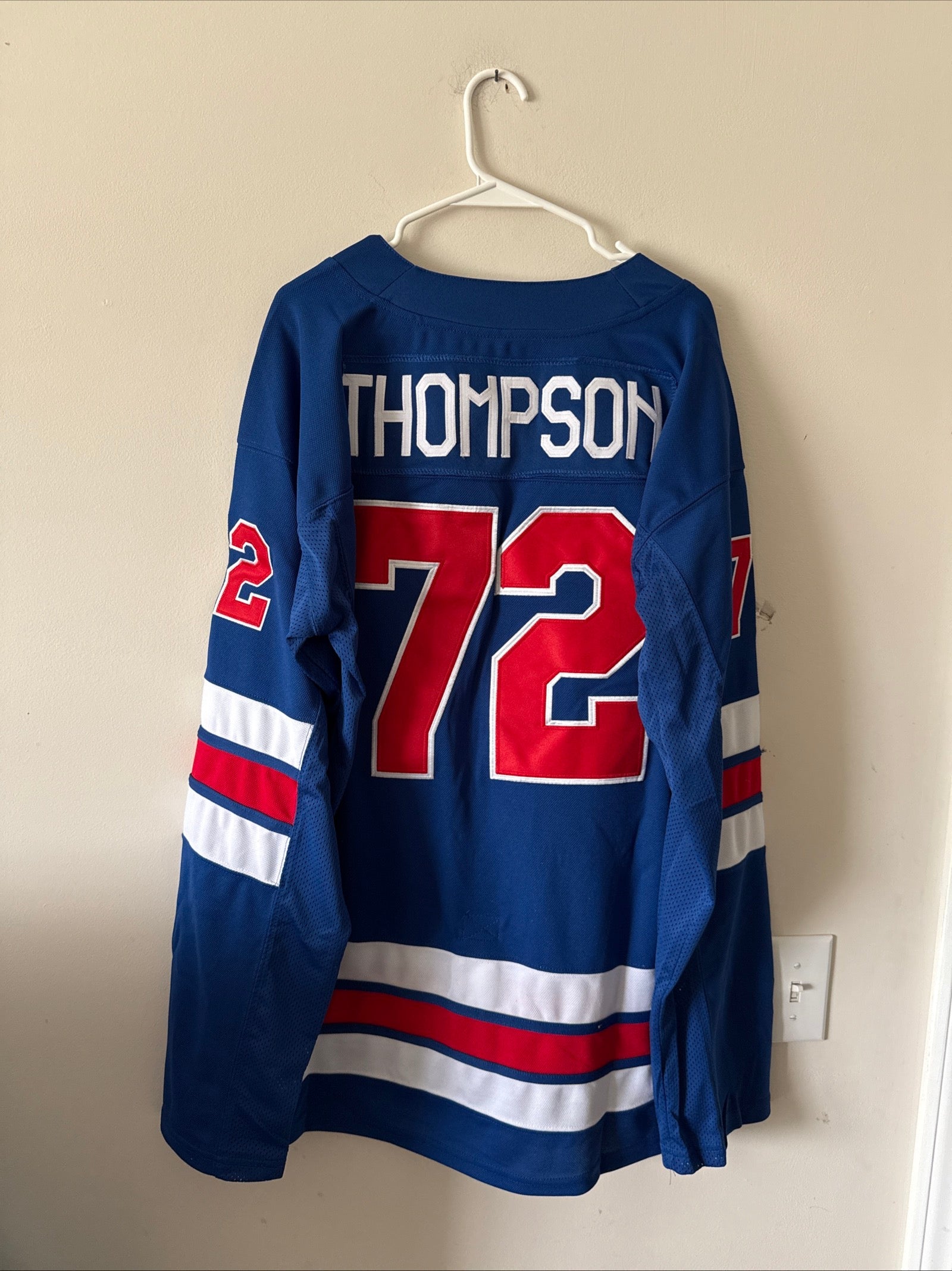 Men’s Nike Tage Thompson 72 Team USA 2026 Winter Olympics Jersey Size XL - RARE - Kyle’s Football Cards