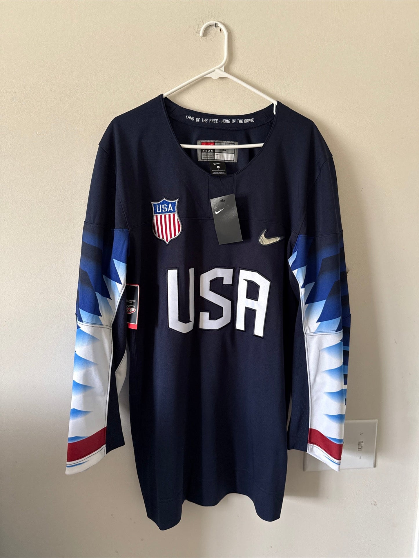Men’s Nike Team USA 2018 Olympic National IIHF Authentic Jersey Sz L - NWT RARE - Kyle’s Football Cards