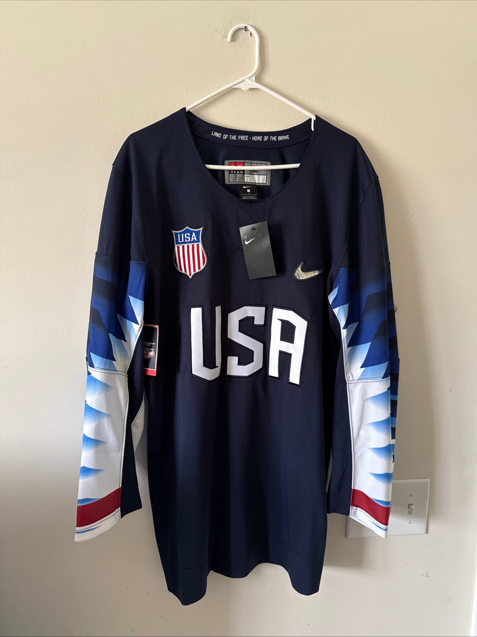 Men’s Nike Team USA 2018 Olympic National IIHF Authentic Jersey Sz L - NWT RARE - Kyle’s Football Cards