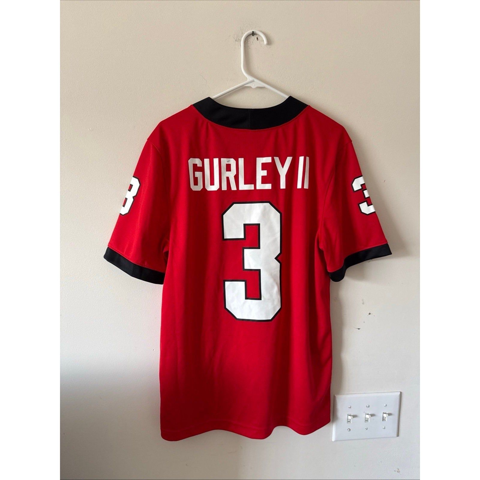 Men’s Nike Todd Gurley II 3 Georgia Bulldogs NCAA Jersey Sz S - Red RARE￼ - Kyle’s Football Cards