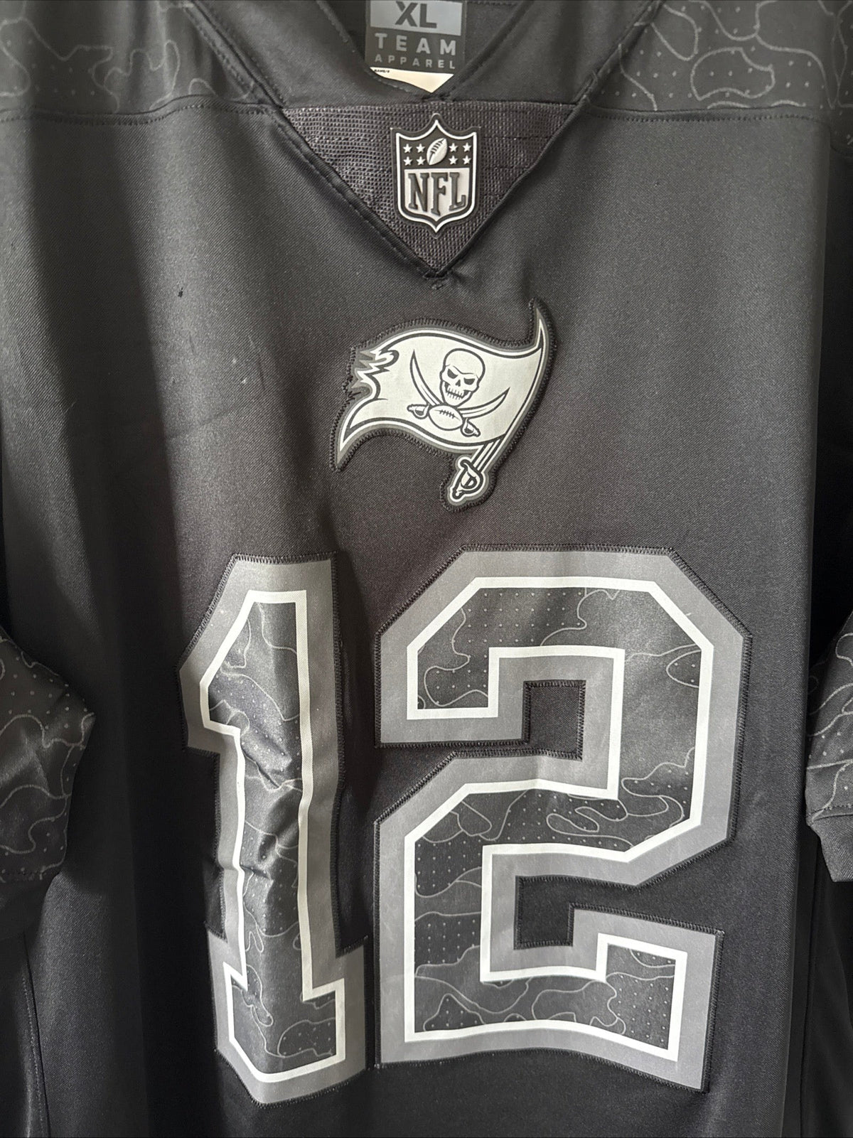 Men's Nike Tom Brady #12 Tampa Bay Buccaneers RFLCTV Lmtd Jersey Sz XL - RARE - Kyle’s Football Cards