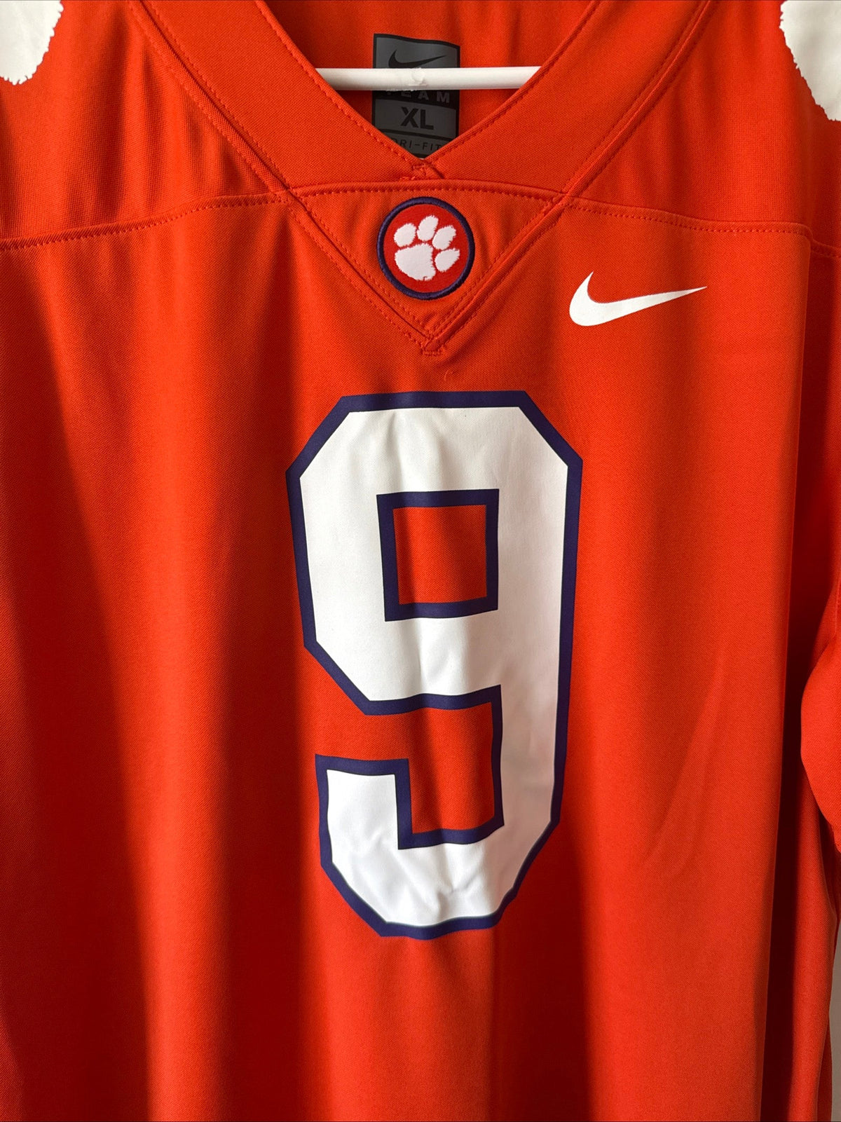 Men's Nike Travis Etienne 9 Clemson Tigers NCAA Football Jersey Sz XL - RARE - Kyle’s Football Cards