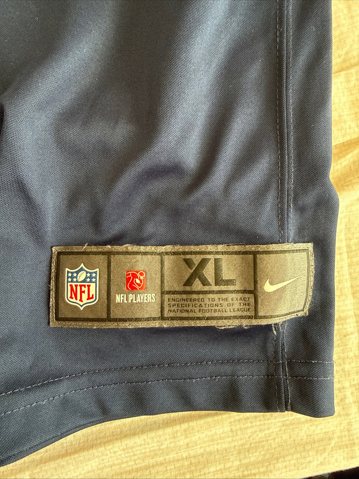 Men's Nike Treylon Burks #16 Tennessee Titans Vapor Lmtd NFL Jersey Sz XL - RARE - Kyle’s Football Cards
