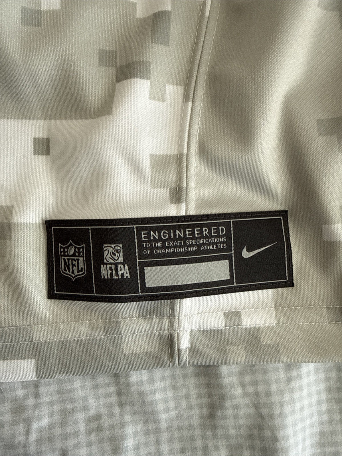 Men’s Nike Tua Tagovailoa 1 Miami Dolphins Salute to Service Vapor Jersey Sz L - Kyle’s Football Cards