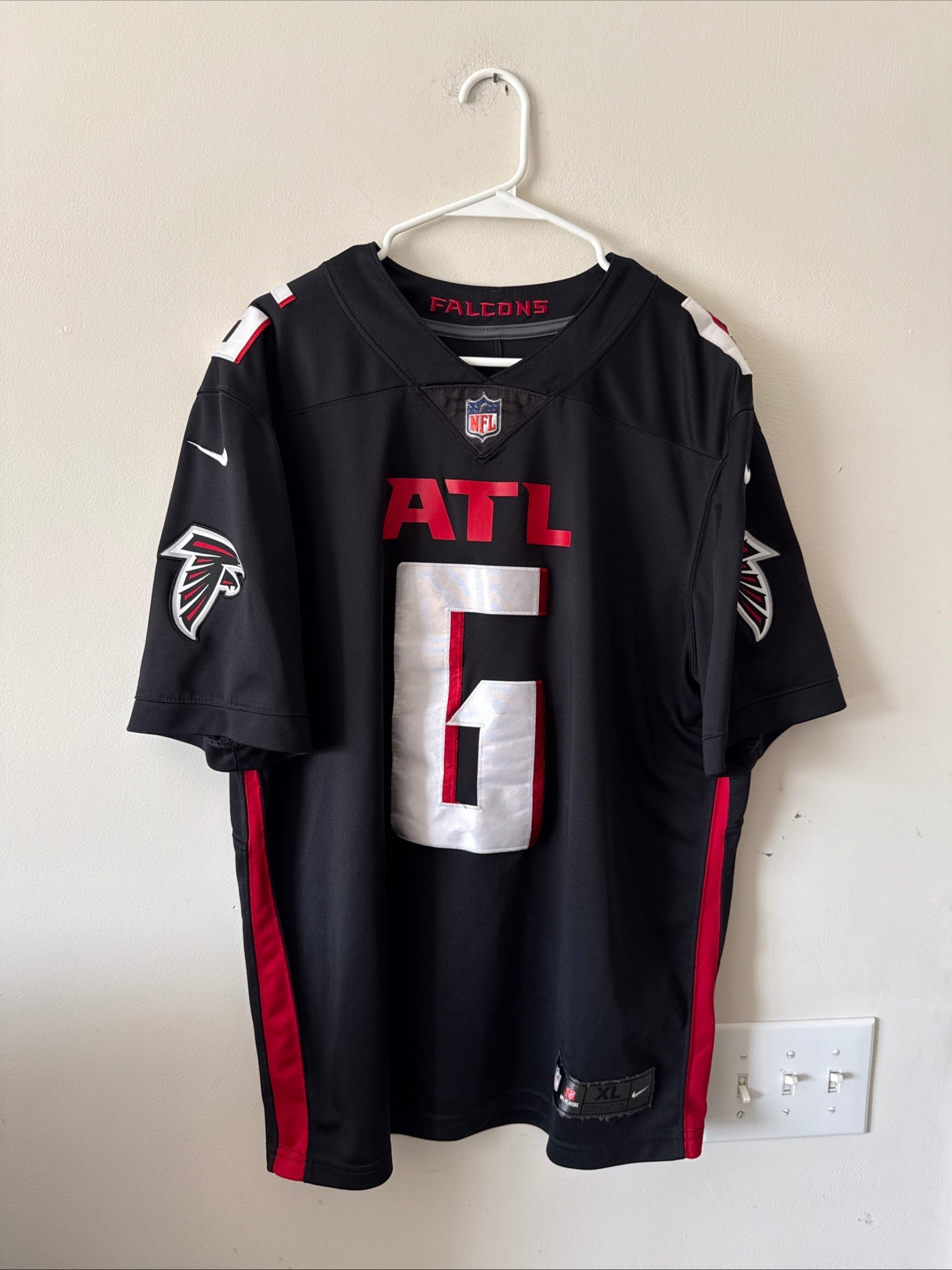 Men's Nike Younghoe Koo 6 Atlanta Falcons Vapor Lmtd NFL Jersey Sz XL - RARE - Kyle’s Football Cards