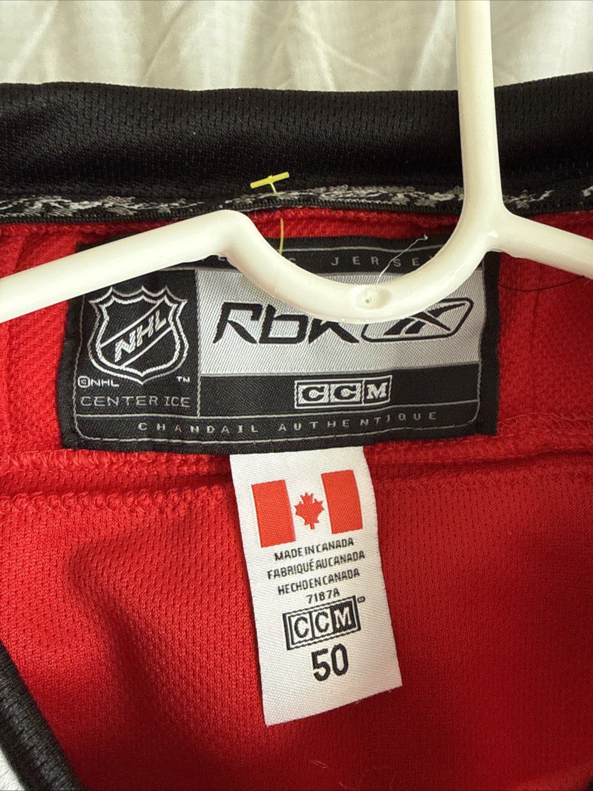Men’s Reebok Artemi Panarin 72 Chicago Blackhawks NHL Hockey Jersey Sz 50 RARE - Kyle’s Football Cards