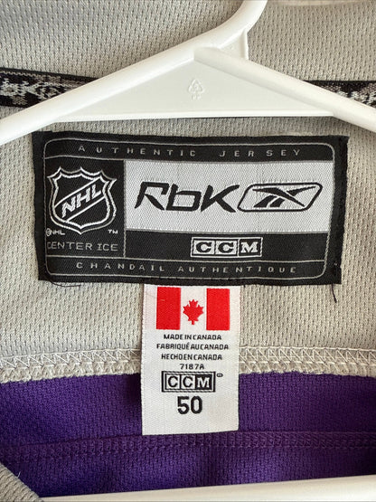 Men’s Reebok Jonathan Toews #19 Chicago Blackhawks Purple Jersey Sz 50 - RARE - Kyle’s Football Cards