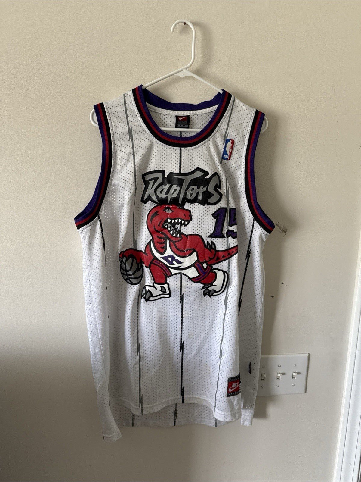 Men’s Vintage Authentic Toronto Raptors Vince Carter 15 Jersey Sz 54 - White - Kyle’s Football Cards