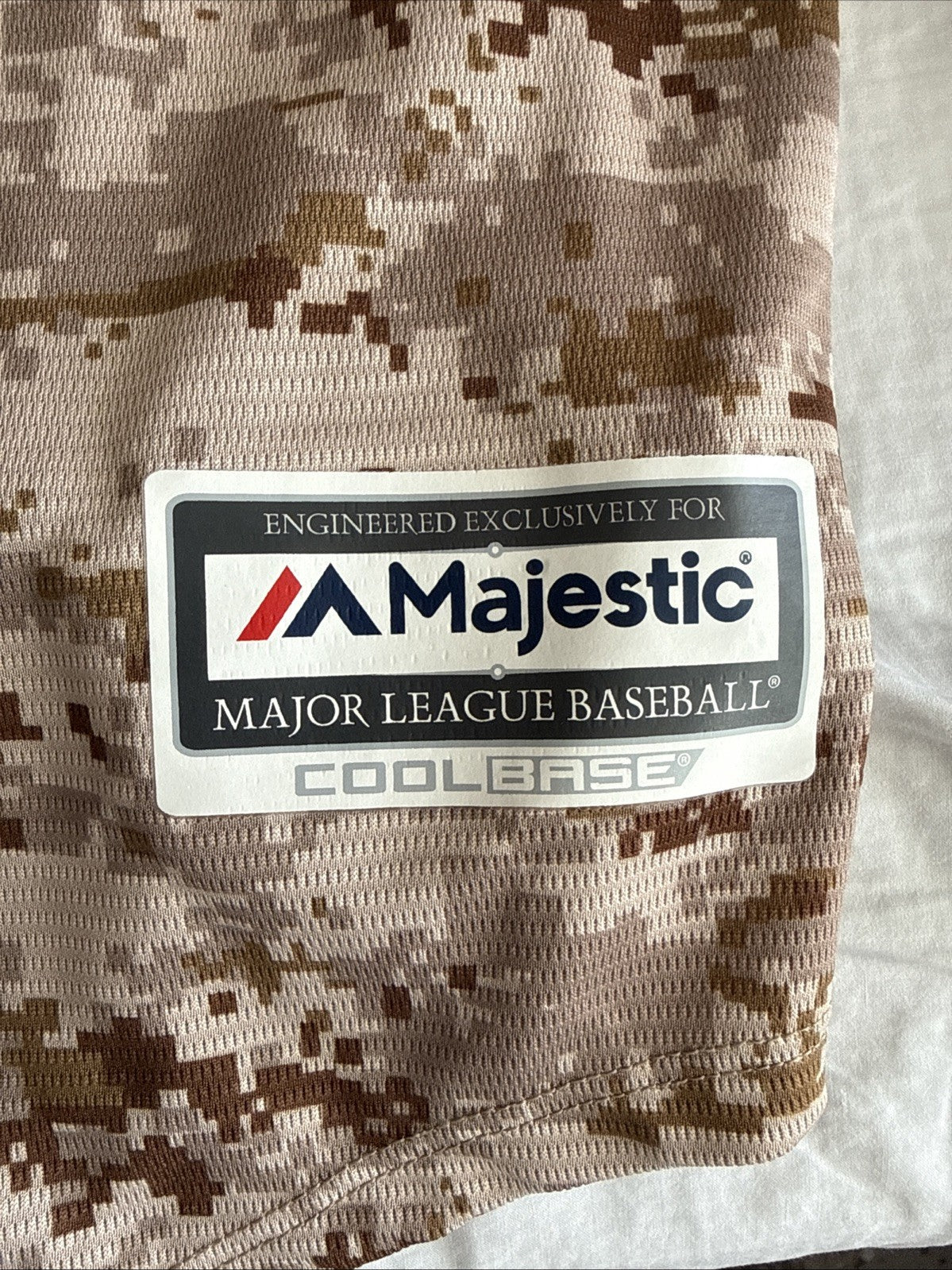 Men’s Majestic James Shields #33 SD Padres Digital Camo MLB Jersey Sz 2XL - RARE