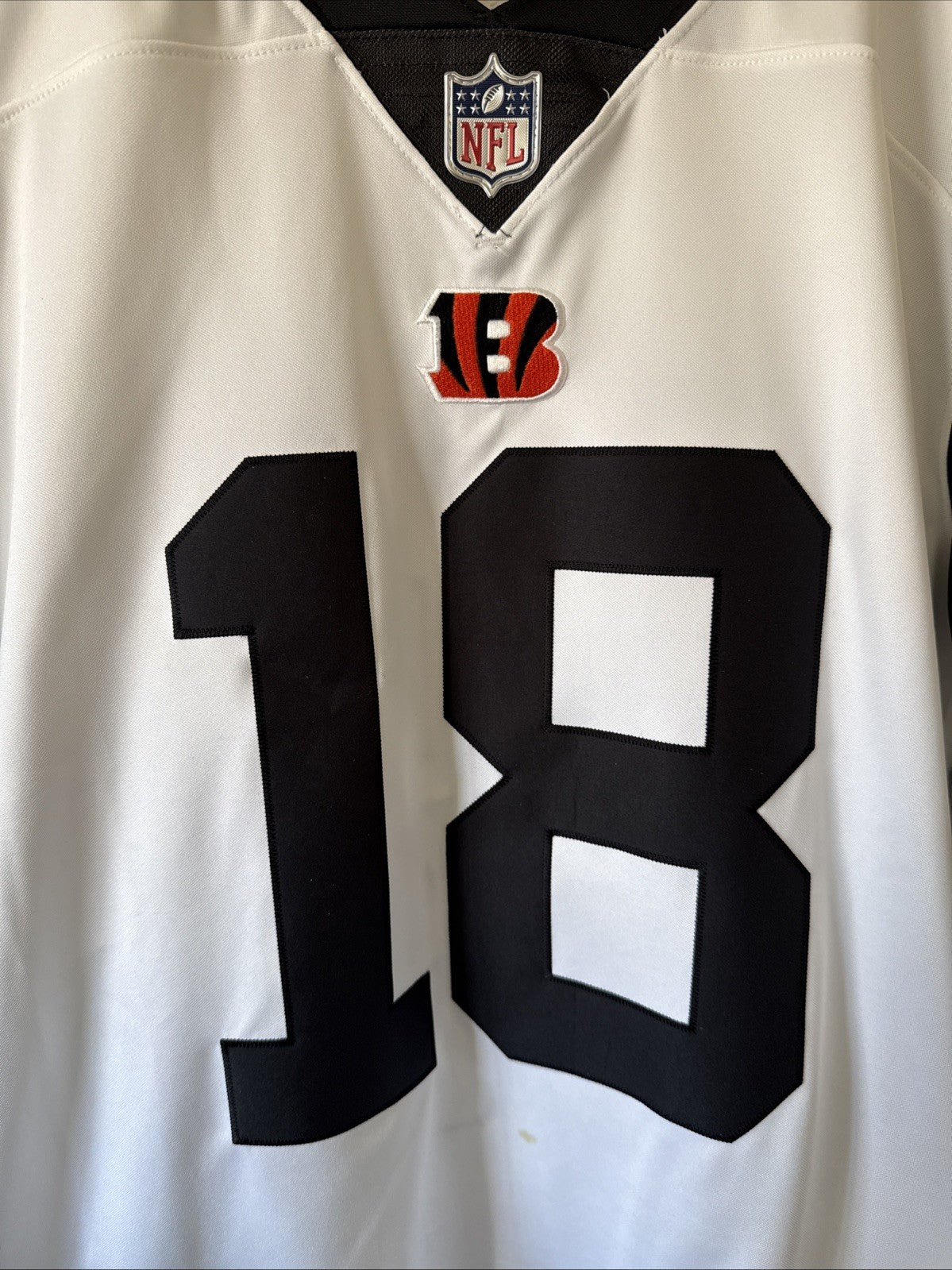 Men’s Nike AJ Green #18 Cincinnati Bengals Color Rush Vapor Lmtd Jersey Sz L