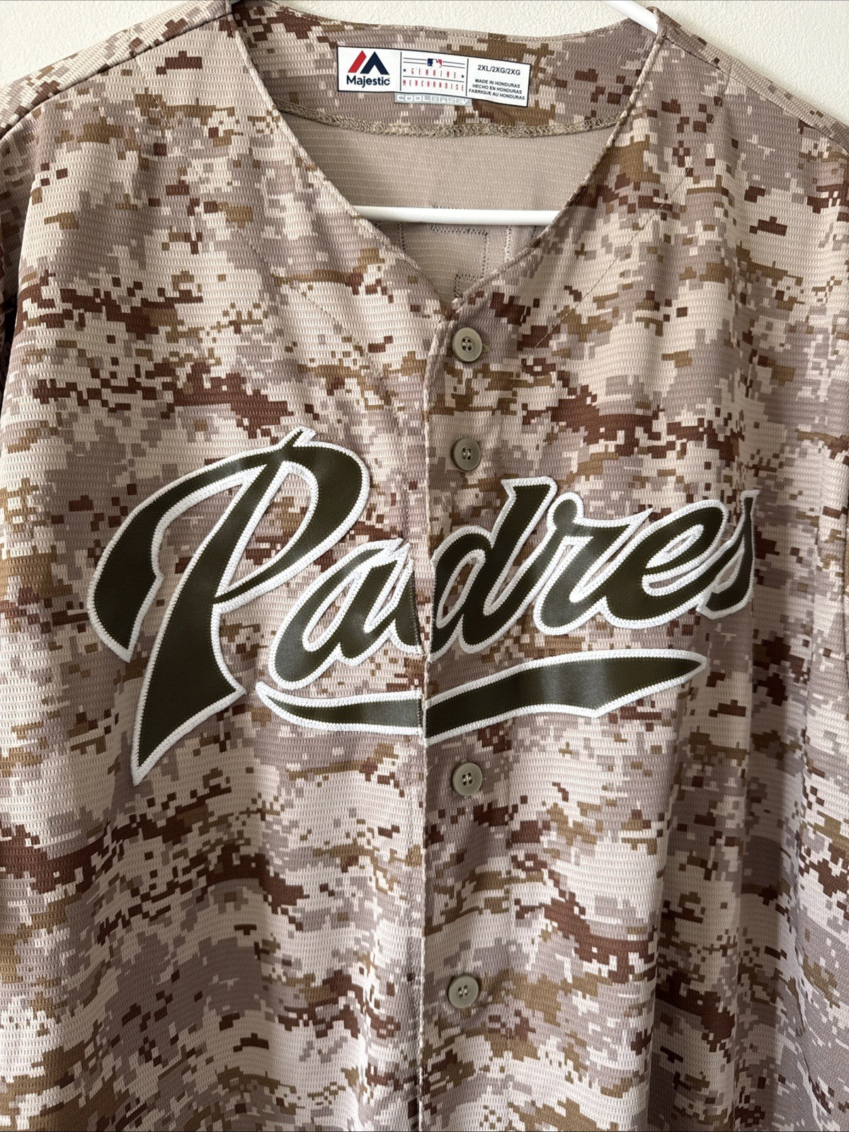 Men’s Majestic James Shields #33 SD Padres Digital Camo MLB Jersey Sz 2XL - RARE