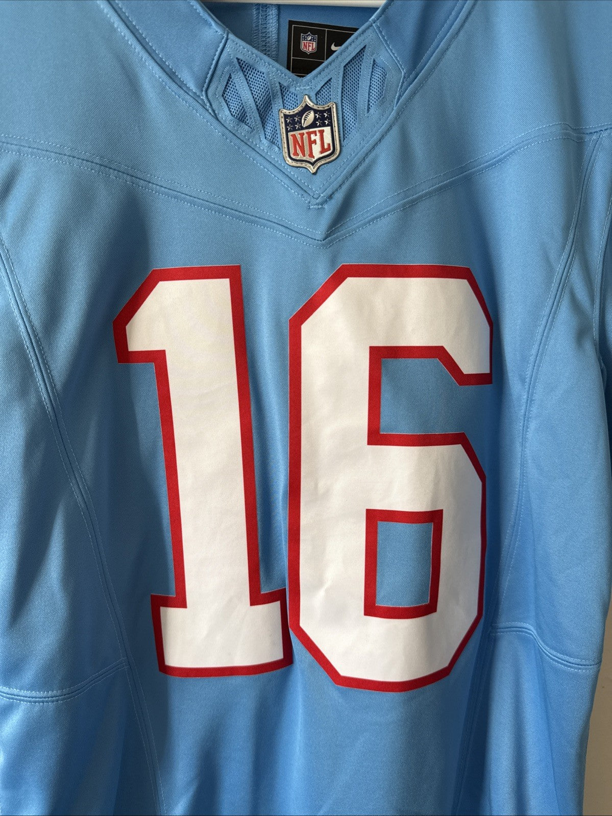 Men's Nike Treylon Burks #16 Tennessee Titans Throwback Vapor Lmtd Jersey Sz S