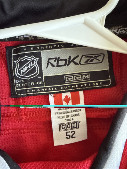 Men’s Reebok CCM VTG Patrick Sharp #10 Blackhawks Authentic Jersey Sz 52 - Red