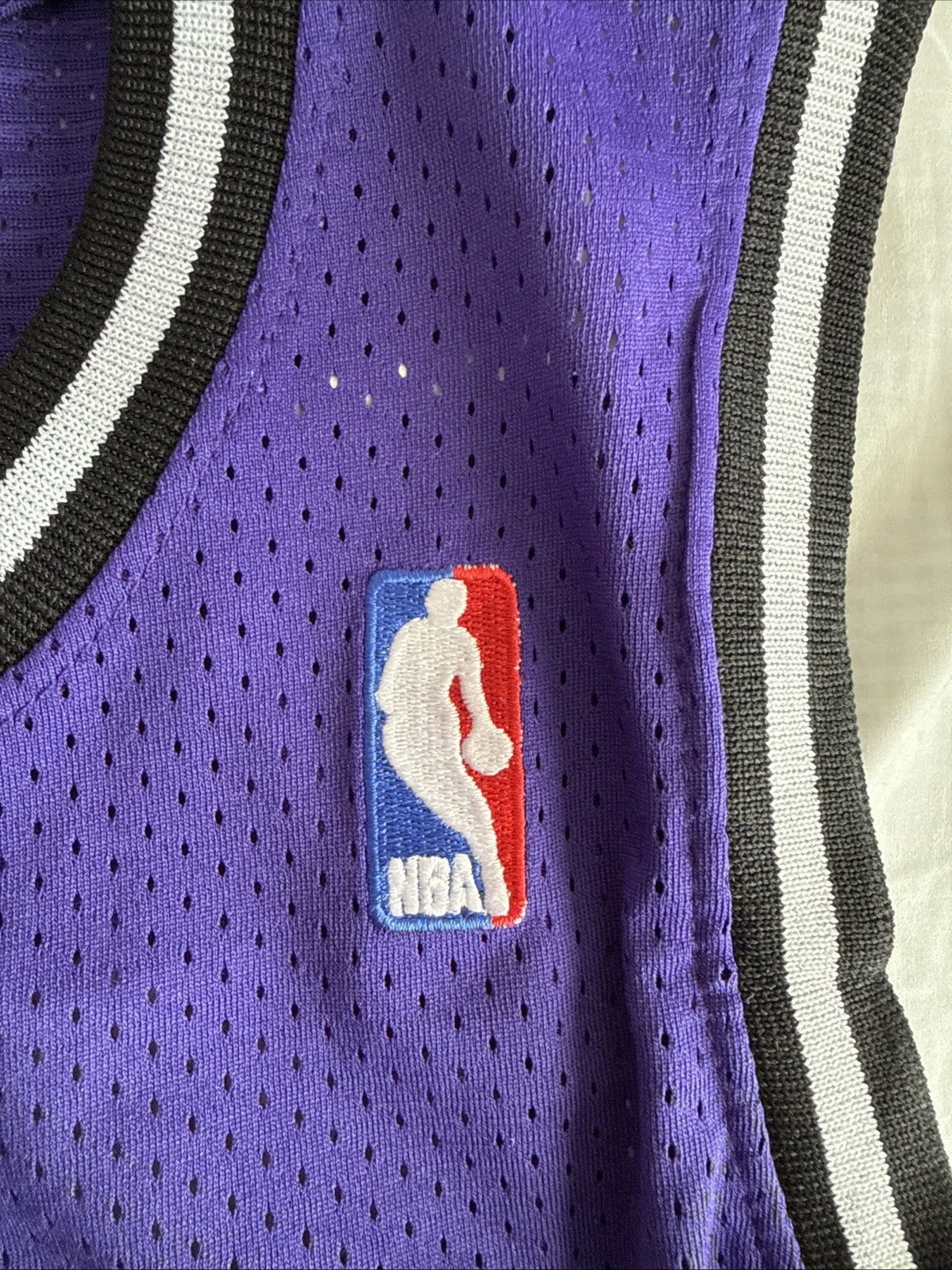 Mens Mitchell & Ness Chris Webber #4 Sacramento Kings 1998/99 Jersey Sz M - NWT
