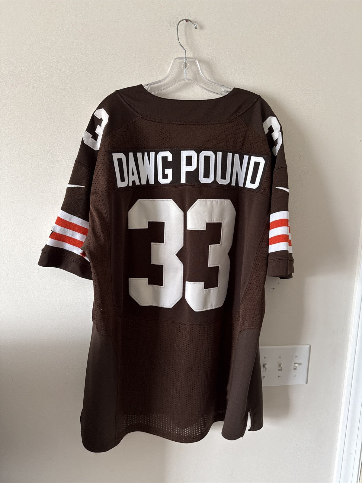 MEN’S NIKE CLEVELAND BROWNS AUTHENTIC DAWG POUND #33 JERSEY SZ 52 - NWOT