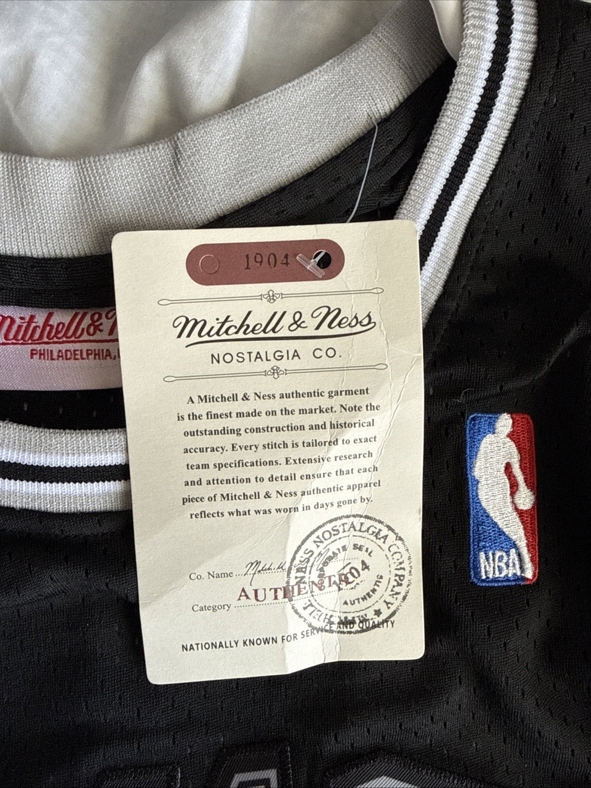 Men's Mitchell & Ness Tim Duncan #21 San Antonio Spurs 1998/99 Sz 40 - Black NWT