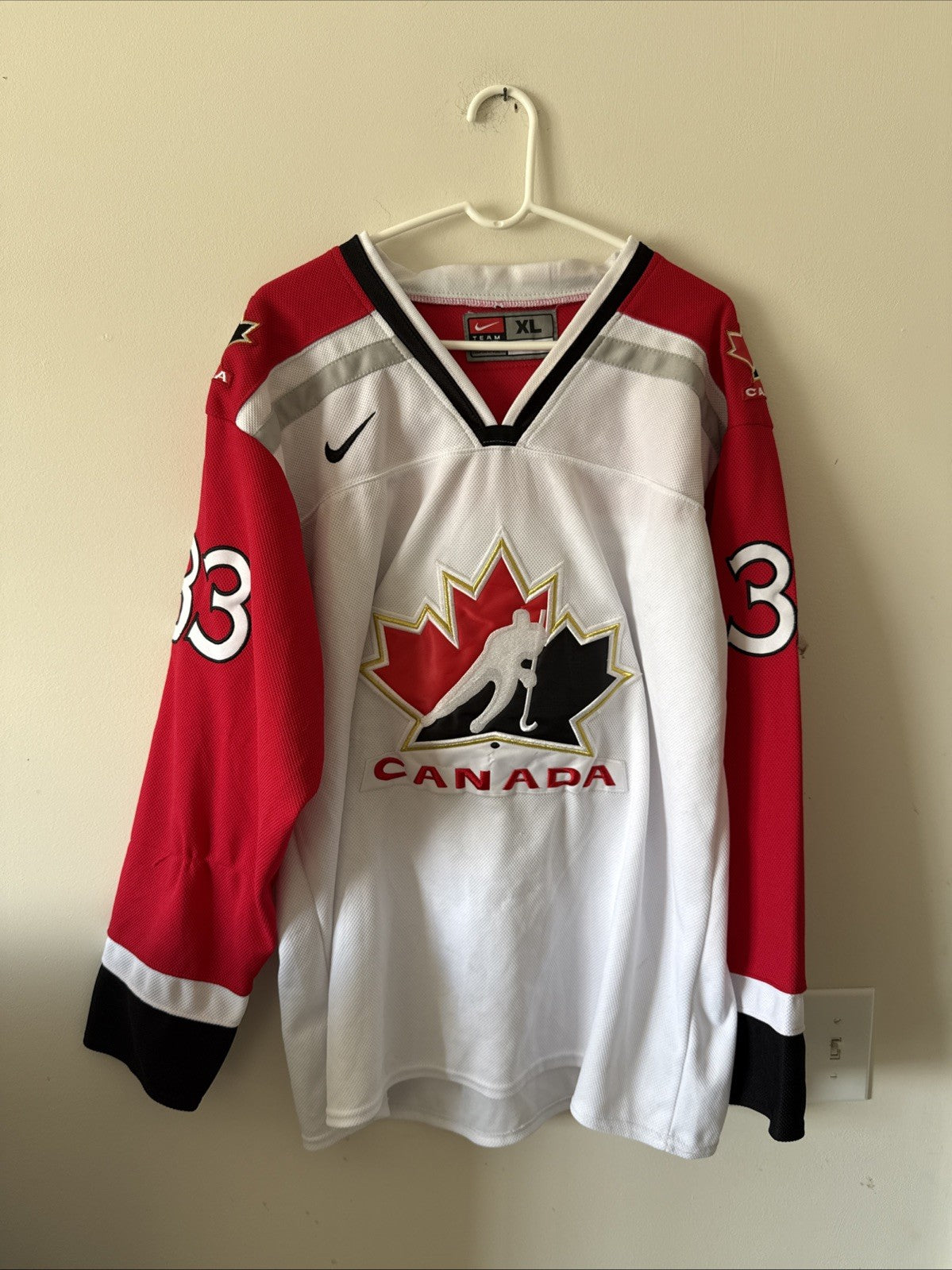 Men’s Nike Patrick Roy #33 1998 Team Canada National Hockey Jersey Sz XL - RARE