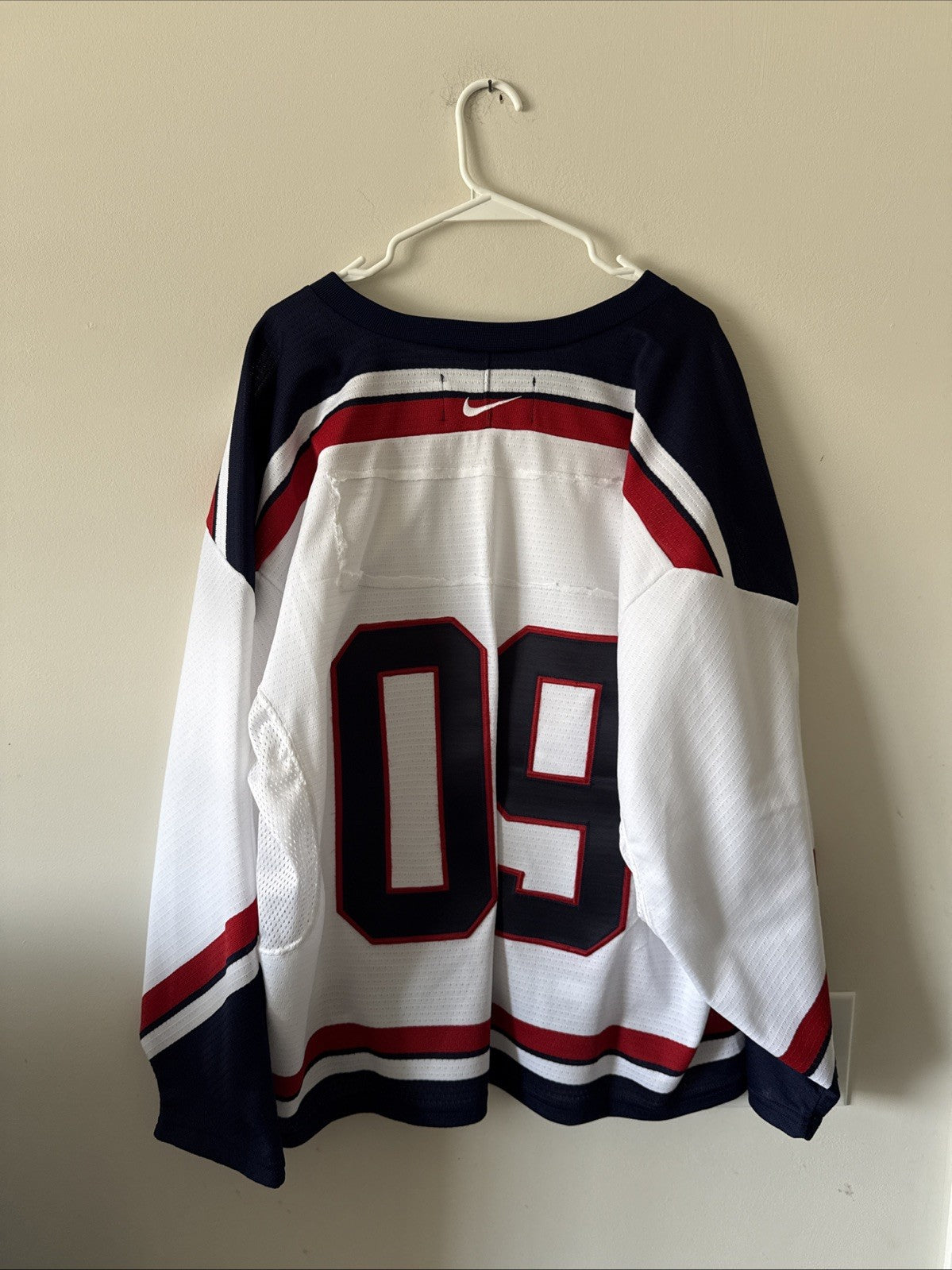 Men’s VTG Nike Team USA #9 2002 Winter Olympics Hockey Jersey Sz L - White RARE