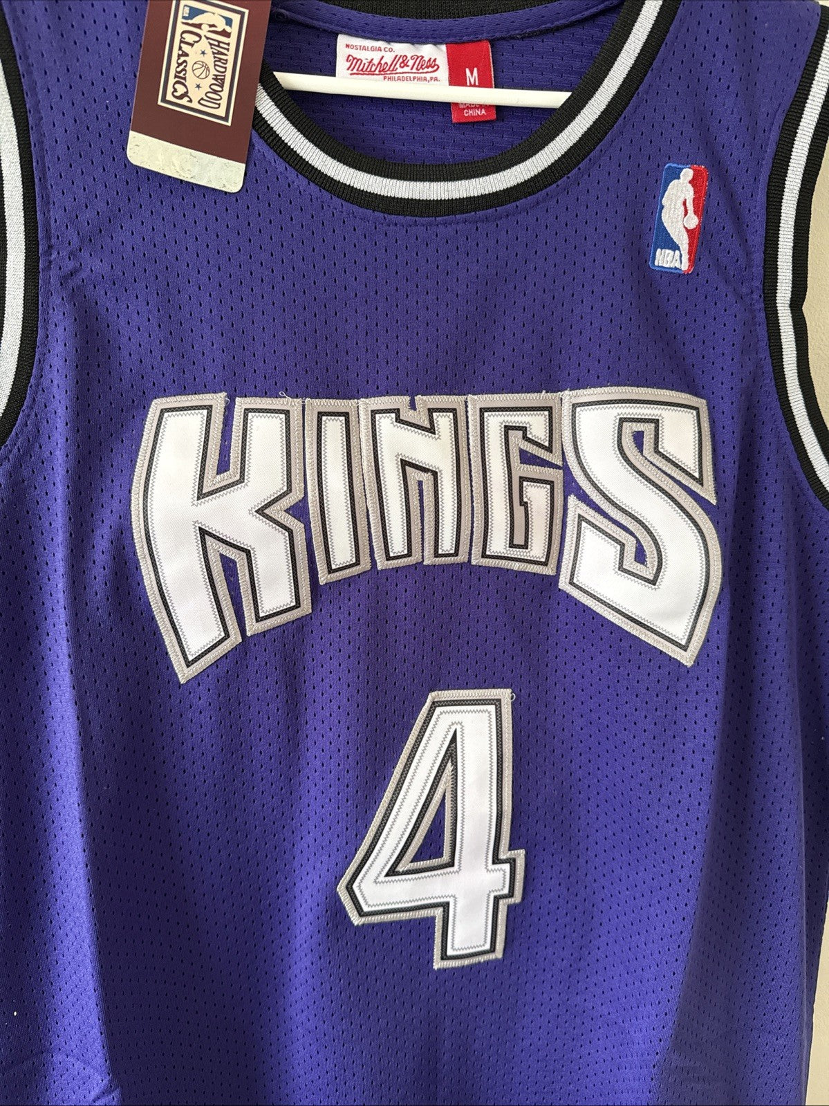 Mens Mitchell & Ness Chris Webber #4 Sacramento Kings 1998/99 Jersey Sz M - NWT
