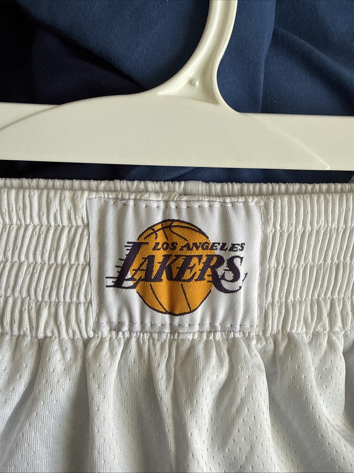 Men’s Nike Los Angeles Lakers Player Issued Swingman Shorts Sz 54 - White RARE